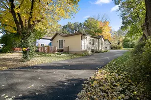 5005 N 4370W Rd, Bourbonnais, IL 60914 - Photo 3