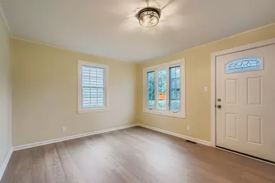 14827 Kenneth Avenue, Midlothian, IL 60445 - Photo 3