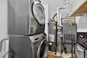 7850 McVicker Ave, Burbank, IL 60459 - Photo 25