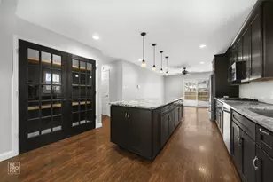 7850 McVicker Ave, Burbank, IL 60459 - Photo 11