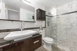 100 E Walton Pl, Chicago, IL 60611 - Photo 15