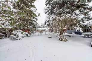 216 S Martin Ave, Waukegan, IL 60085 - Photo 27