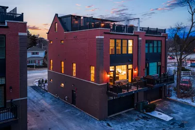 932 E Chicago Avenue, Naperville, IL 60540 - Photo 3