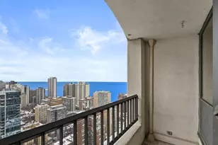 1030 N State St, Chicago, IL 60610 - Photo 17