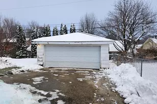 5864 Dafred Dr, Rockford, IL 61107 - Photo 3