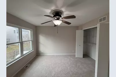 641 W Huron Hills Trail, Round Lake Heights, IL 60073 - Photo 5