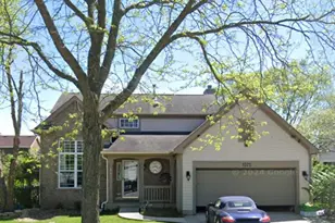 1375 Burnett Dr, Aurora, IL 60502 - Photo 1