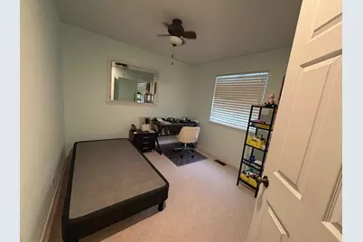 1375 Burnett Drive, Aurora, IL 60502 - Photo 17