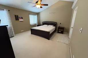 1375 Burnett Dr, Aurora, IL 60502 - Photo 13