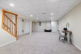 438 S Wright St, Naperville, IL 60540 - Photo 17