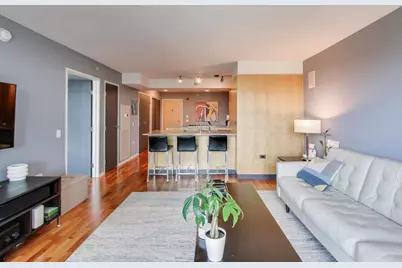 9725 Woods Drive #503, Skokie, IL 60077 - Photo 7