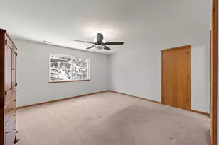 253 Nicole Dr, South Elgin, IL 60177 - Photo 11