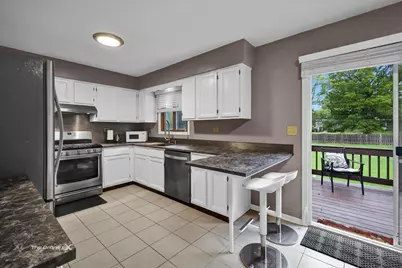 2N314 Euclid Avenue, Glen Ellyn, IL 60137 - Photo 9