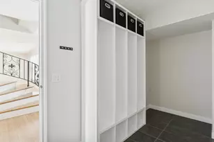 827 5th Ave, Libertyville, IL 60048 - Photo 11