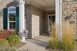 603 Handel Ln, Woodstock, IL 60098 - Photo 3