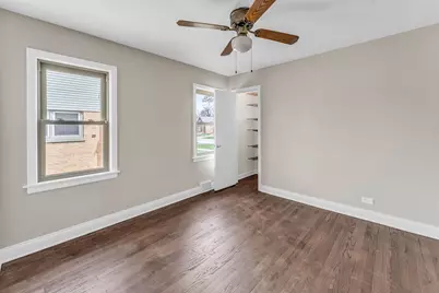 10026 S Spaulding Avenue, Evergreen Park, IL 60805 - Photo 13