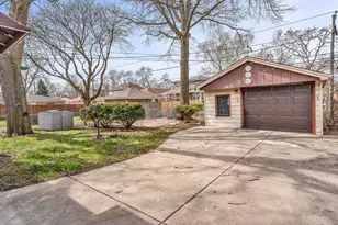 10026 S Spaulding Ave, Evergreen Park, IL 60805 - Photo 19