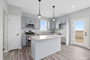 360 N Charles St, Cortland, IL 60112 - Photo 15