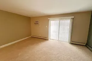 1501 E Churchill Dr, Palatine, IL 60074 - Photo 13