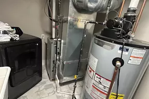 8228 S Clyde Ave, Chicago, IL 60617 - Photo 15