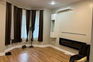 8228 S Clyde Ave, Chicago, IL 60617 - Photo 3