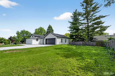 4405 Greenwood Road, Woodstock, IL 60098 - Photo 13