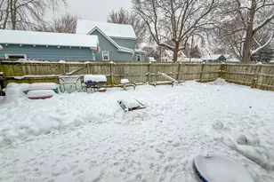 615 W 9th St, Sterling, IL 61081 - Photo 29