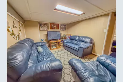 615 W 9th Street, Sterling, IL 61081 - Photo 21