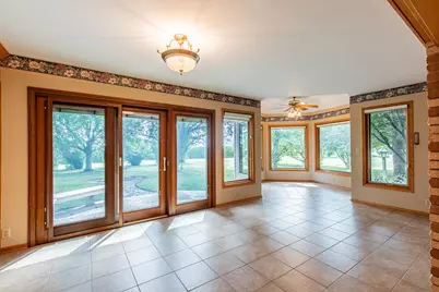 154 E US  34 Highway, Mendota, IL 61342 - Photo 25