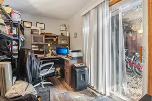 327 Hickory Ave, Romeoville, IL 60446 - Photo 23