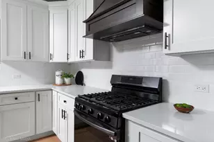 4019 Faith Ln, Saint Charles, IL 60174 - Photo 13