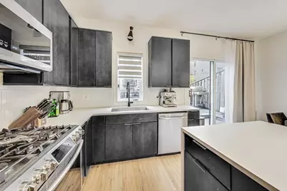 448 N Carpenter Street #J, Chicago, IL 60642 - Photo 11