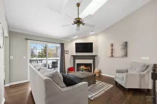 679 Barlina Rd, Crystal Lake, IL 60014 - Photo 13