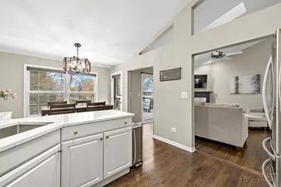 679 Barlina Road, Crystal Lake, IL 60014 - Photo 11