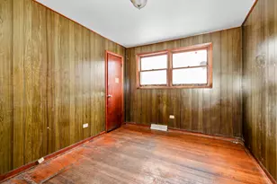 [Address not provided], Blue Island, IL 60406 - Photo 9