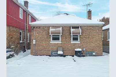 5117 S Luna Avenue, Chicago, IL 60638 - Photo 17
