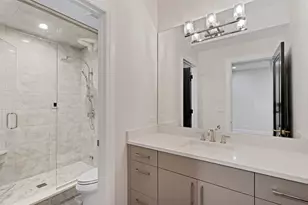 2410 White Oak Dr, Northbrook, IL 60062 - Photo 37