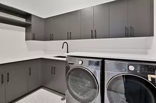 2410 White Oak Dr, Northbrook, IL 60062 - Photo 25