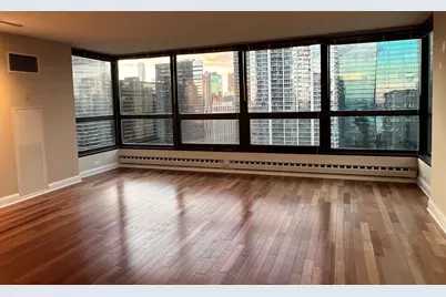 360 E Randolph Street #3507, Chicago, IL 60601 - Photo 9
