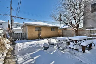 5555 N Mango Ave, Chicago, IL 60630 - Photo 25