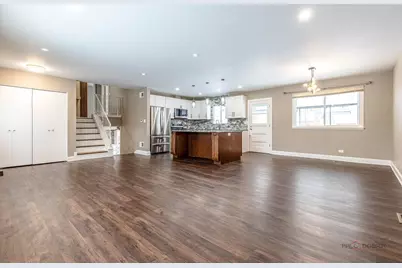 681 S Mount Prospect Road, Des Plaines, IL 60016 - Photo 3