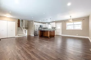 681 S Mt Prospect Rd, Des Plaines, IL 60016 - Photo 3