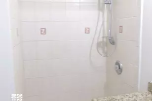 2651 E 74th St, Chicago, IL 60649 - Photo 19