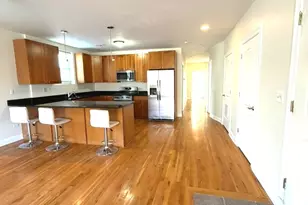 2651 E 74th St, Chicago, IL 60649 - Photo 11