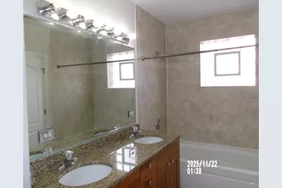 2651 E 74th Street #201, Chicago, IL 60649 - Photo 15