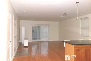 2651 E 74th St, Chicago, IL 60649 - Photo 9