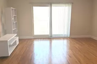 2651 E 74th St, Chicago, IL 60649 - Photo 7