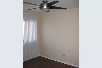 429 Pacific Court, Wheeling, IL 60090 - Photo 15