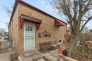 7944 S Trumbull Ave, Chicago, IL 60652 - Photo 27