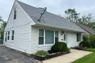 264 Arcadia St, Park Forest, IL 60466 - Photo 1